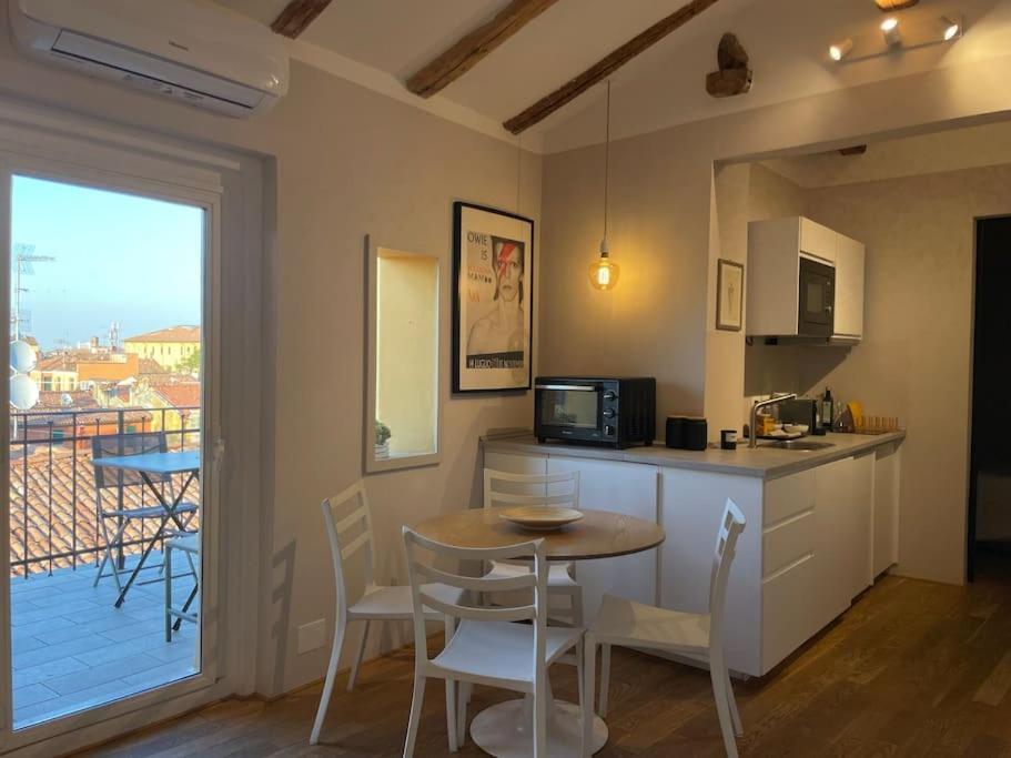 Romantic Attic Room With Panoramic View Bologna Exterior photo